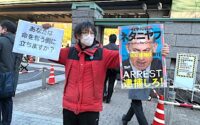 「大逆風」の朝、防衛省前に立つ〜今こそ反戦平和の声を上げよう！