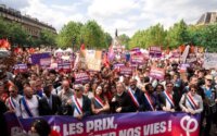 パリの窓から : フランス2027年大統領選挙にメランション出馬