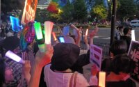 「時は来てない」ペンライトで改憲反対訴える〜5.19国会前行動に１万人